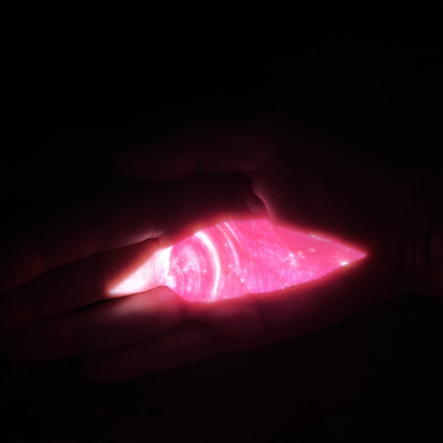 les cailloux du creux solaire de la paume